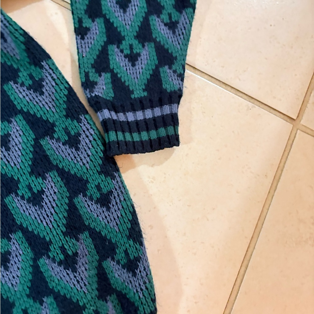 Towncraft Navy and Teal Crewneck Sweater - Picture 4 of 8